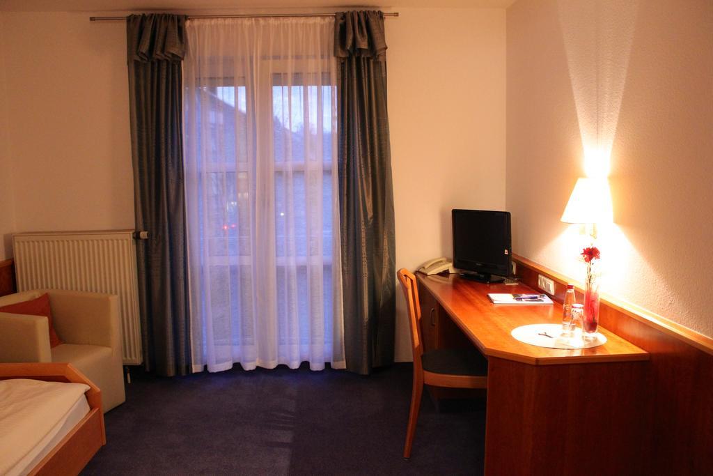 Hotel Gasthaus Bock Reichenbach an der Fils Pokój zdjęcie
